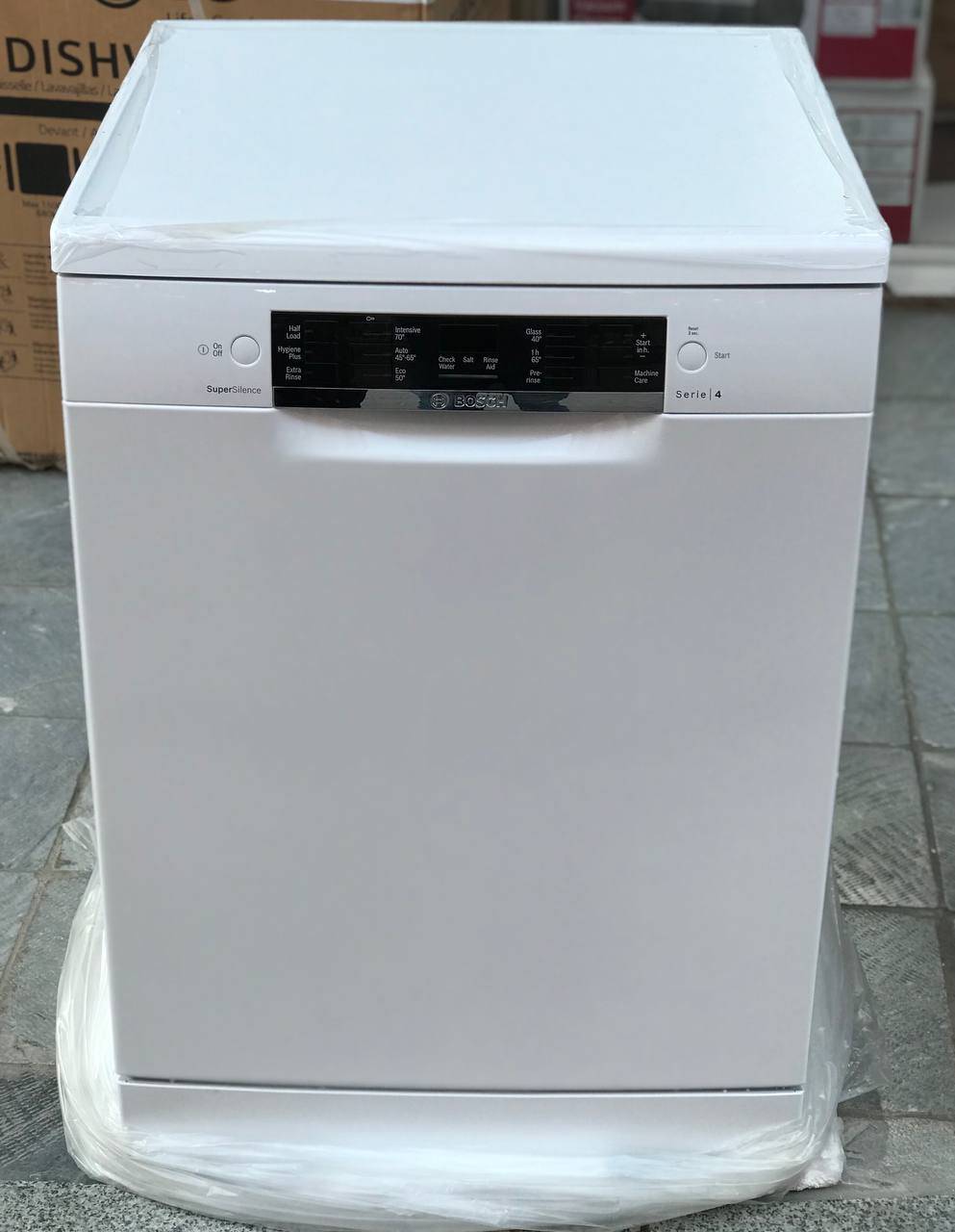 قیمت و خرید ماشین ظرفشویی سری 4 بوش SMS46NW01